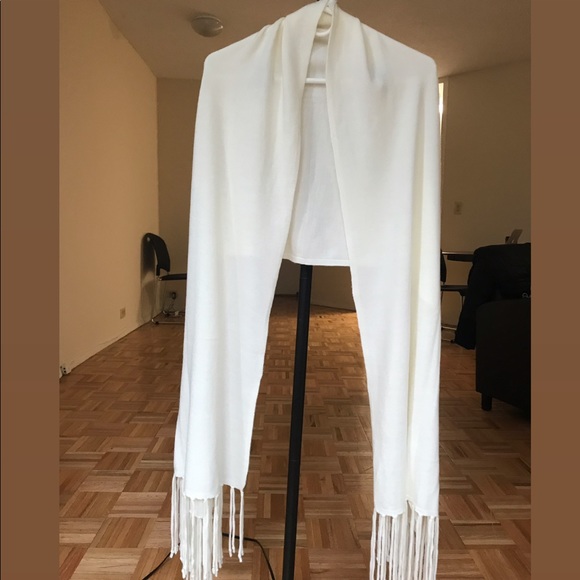 Scarf - Picture 2 of 6